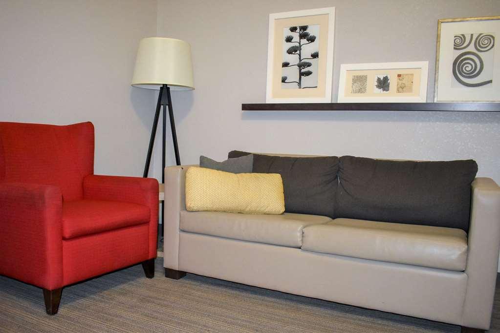 Comfort Inn & Suites Cartersville - Emerson Lake Point Room photo